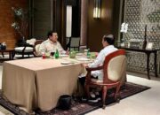 2 Jam Lebih, Jokowi dan Prabowo Diskusi sambil Makan Malam Private di Senayan