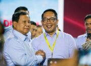 Presiden Prabowo Ajak Ridwan Kamil Joget dan Nyanyi di Atas Panggung saat Deklarasi GSN
