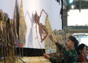 Unik, Perwira TNI AL Jadi Dalang Wayang Kulit di Specta Budaya Nuswantara