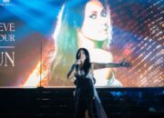 Anggun Hipnotis Fans di Malam Tahun Baru di Bali Beach Convention