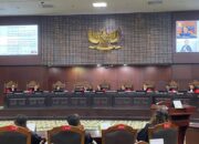 Anwar Usman dan Daniel Yusmic, Hakim MK yang Ajukan Dissenting Opinion Penghapusan Presidential Threshold