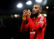 Saat Iman dan Sepak Bola Berpadu