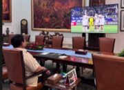 Momen Presiden Prabowo Nonton Laga Jepang vs Indonesia melalui Layar Kaca
