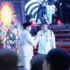 Prabowo Hadiri Penutupan Kongres PSI, Disambut Yel-yel Dukungan 2 Periode dan Terima Lukisan Berbahan Tanah