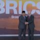 Tiba di KTT BRICS, Prabowo Dapat Pelukan Hangat dari Presiden Brasil